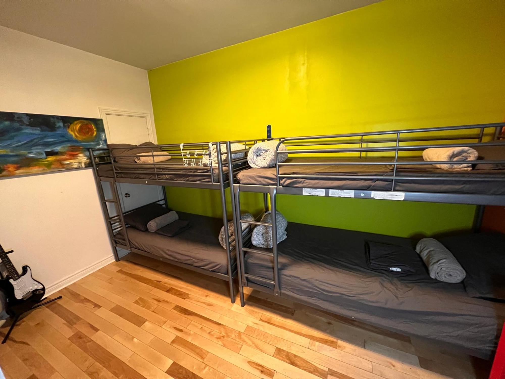 Auberge Pvt Hostel Монреаль Екстер'єр фото